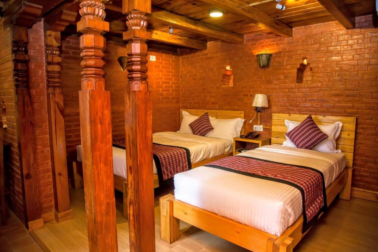 Hotel Baha Restaurant And Cafe Bhatgoan Екстериор снимка