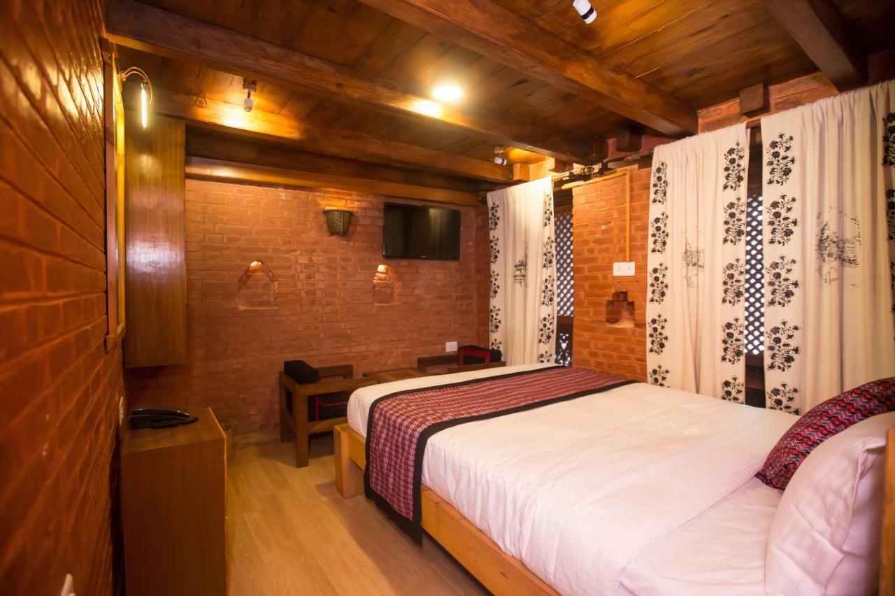 Hotel Baha Restaurant And Cafe Bhatgoan Екстериор снимка